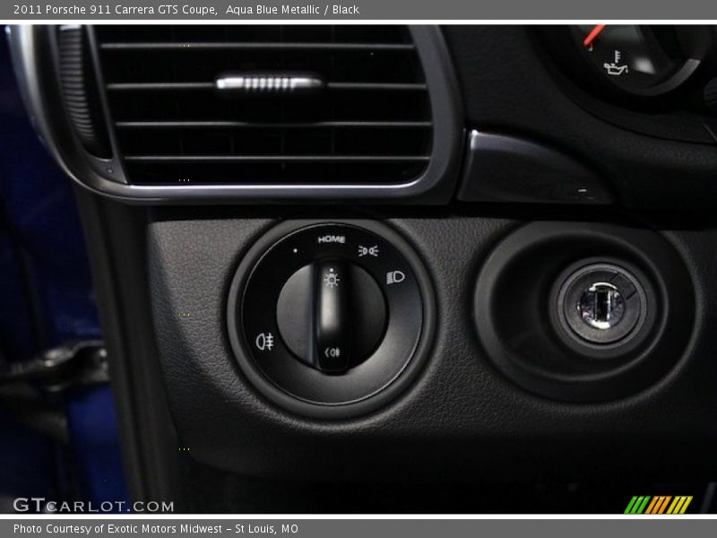 Controls of 2011 911 Carrera GTS Coupe