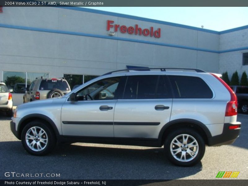 Silver Metallic / Graphite 2004 Volvo XC90 2.5T AWD