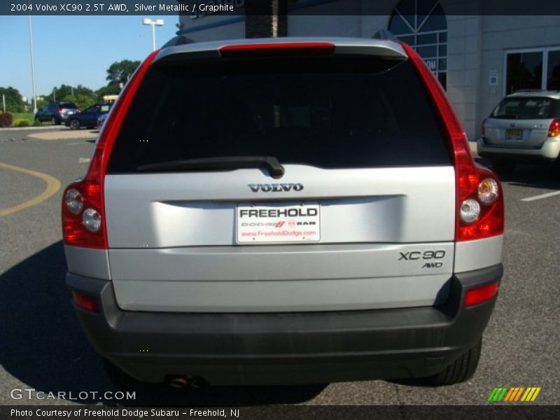 Silver Metallic / Graphite 2004 Volvo XC90 2.5T AWD