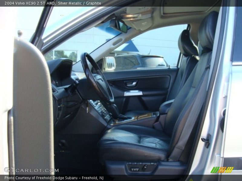 Silver Metallic / Graphite 2004 Volvo XC90 2.5T AWD