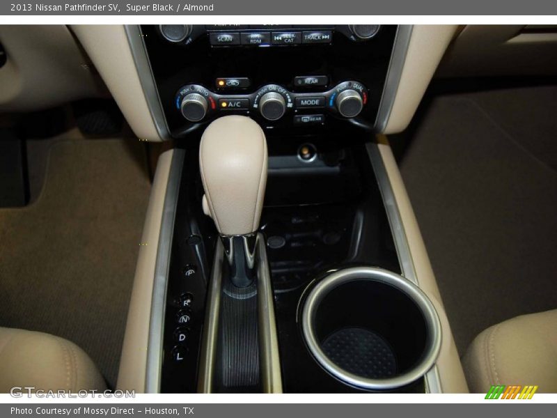 Super Black / Almond 2013 Nissan Pathfinder SV