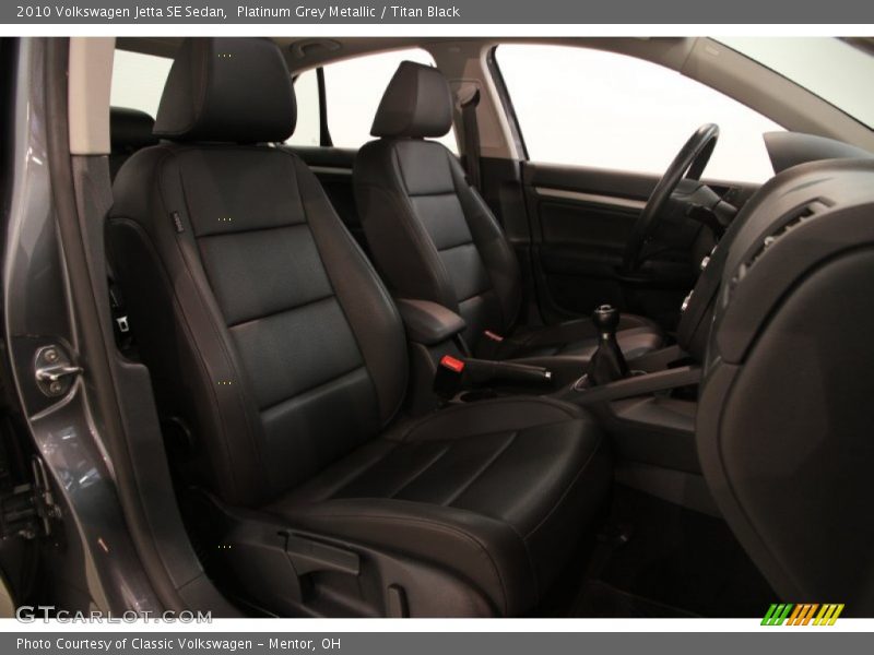 Platinum Grey Metallic / Titan Black 2010 Volkswagen Jetta SE Sedan