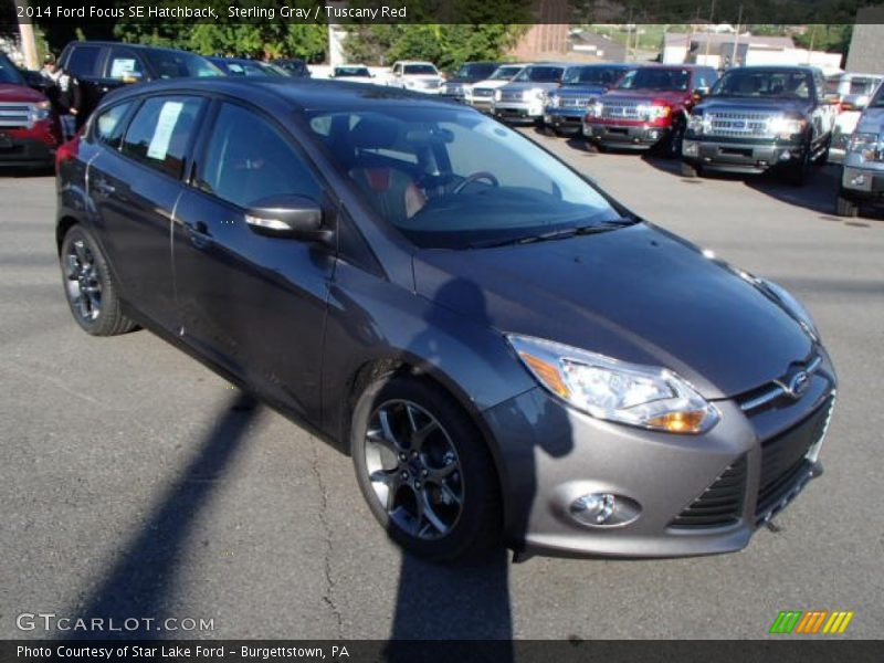 Sterling Gray / Tuscany Red 2014 Ford Focus SE Hatchback
