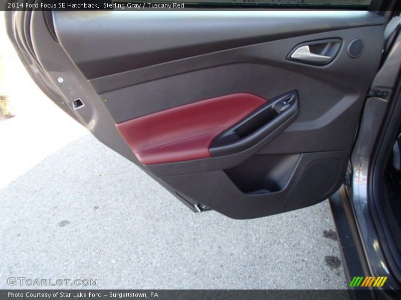 Sterling Gray / Tuscany Red 2014 Ford Focus SE Hatchback