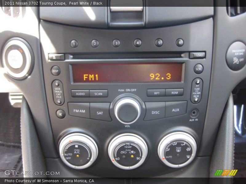 Pearl White / Black 2011 Nissan 370Z Touring Coupe