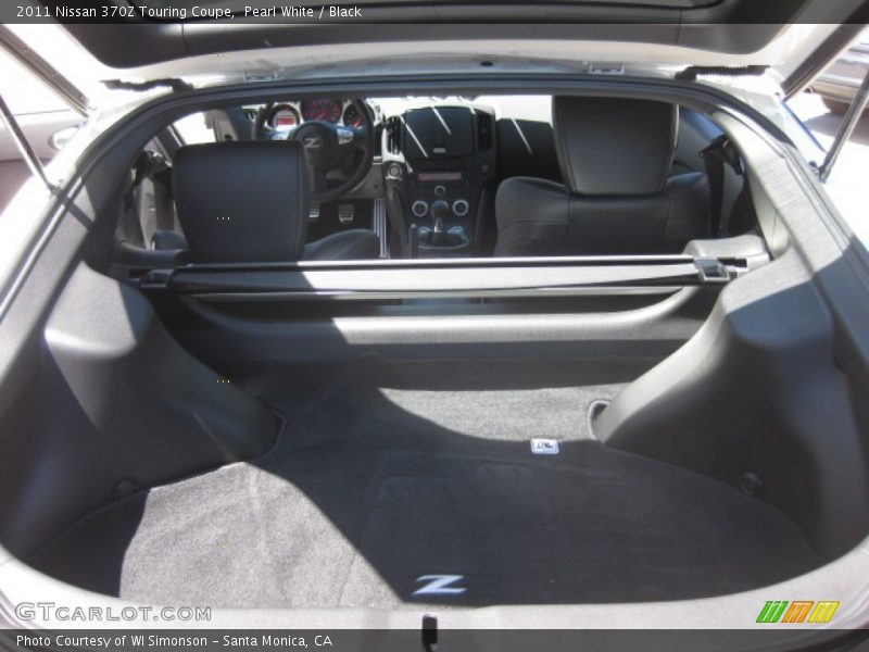 Pearl White / Black 2011 Nissan 370Z Touring Coupe