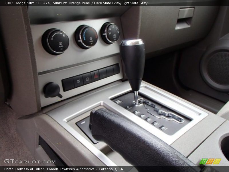 Sunburst Orange Pearl / Dark Slate Gray/Light Slate Gray 2007 Dodge Nitro SXT 4x4