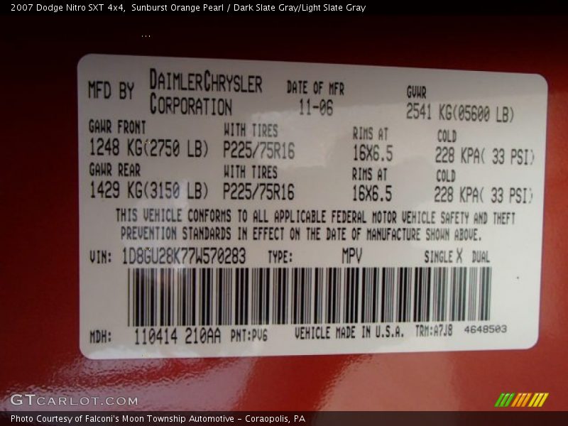 Sunburst Orange Pearl / Dark Slate Gray/Light Slate Gray 2007 Dodge Nitro SXT 4x4