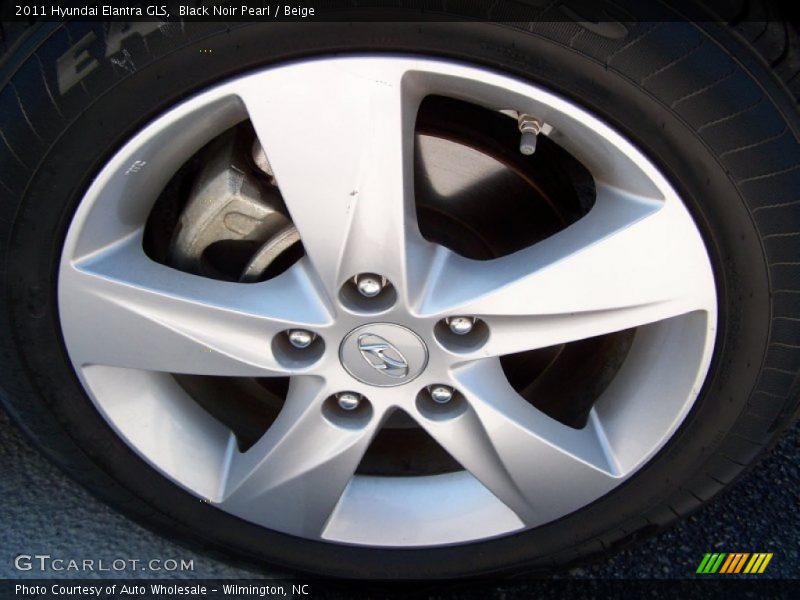 Black Noir Pearl / Beige 2011 Hyundai Elantra GLS