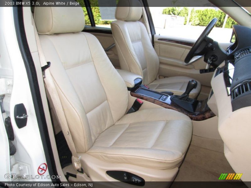 Alpine White / Beige 2003 BMW X5 3.0i