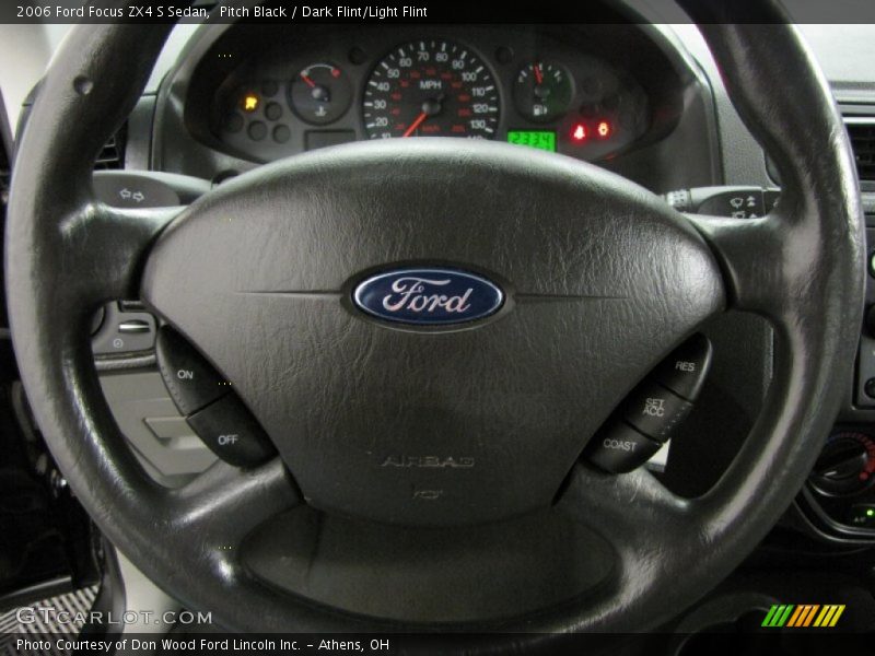 Pitch Black / Dark Flint/Light Flint 2006 Ford Focus ZX4 S Sedan