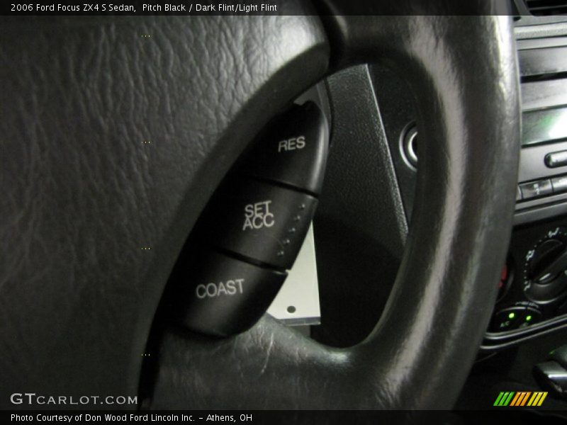 Pitch Black / Dark Flint/Light Flint 2006 Ford Focus ZX4 S Sedan
