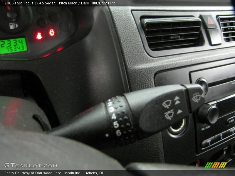 Pitch Black / Dark Flint/Light Flint 2006 Ford Focus ZX4 S Sedan