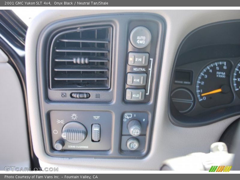 Onyx Black / Neutral Tan/Shale 2001 GMC Yukon SLT 4x4