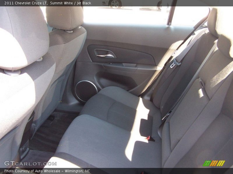 Summit White / Jet Black 2011 Chevrolet Cruze LT