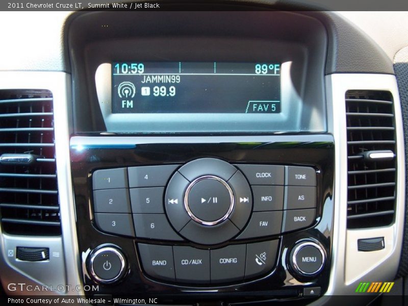 Summit White / Jet Black 2011 Chevrolet Cruze LT