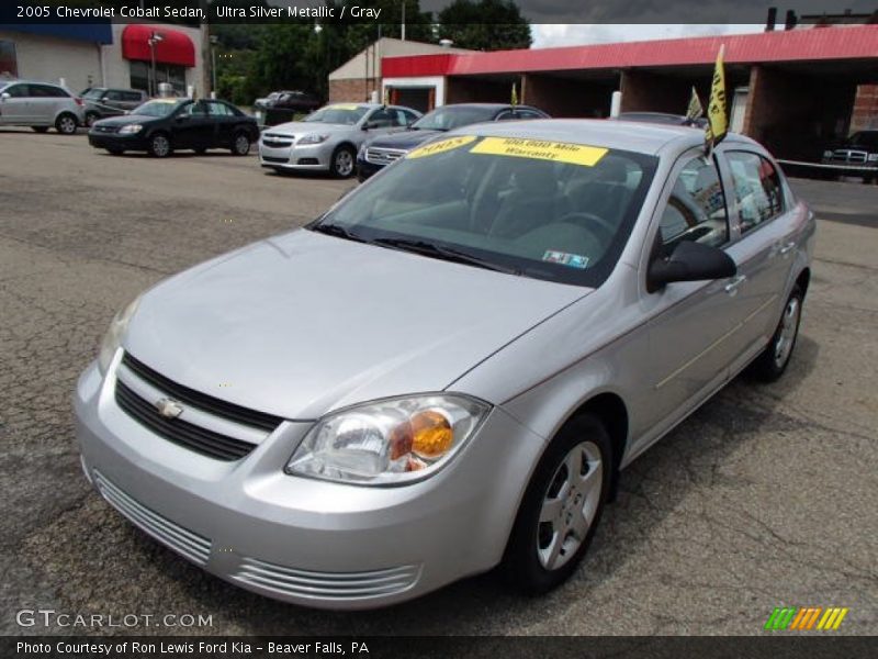 Ultra Silver Metallic / Gray 2005 Chevrolet Cobalt Sedan