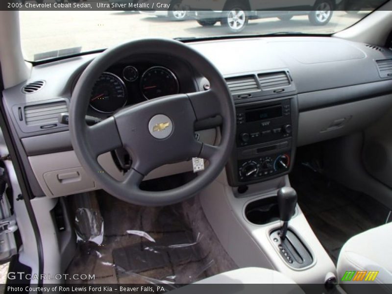 Ultra Silver Metallic / Gray 2005 Chevrolet Cobalt Sedan