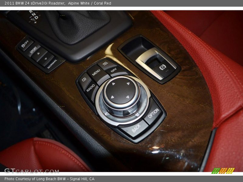 Alpine White / Coral Red 2011 BMW Z4 sDrive30i Roadster
