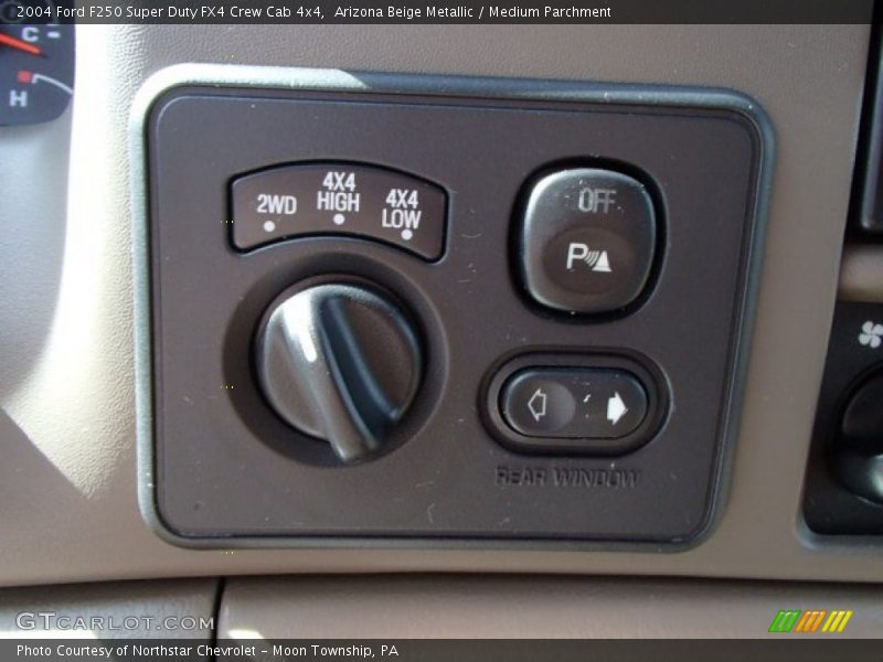 Arizona Beige Metallic / Medium Parchment 2004 Ford F250 Super Duty FX4 Crew Cab 4x4