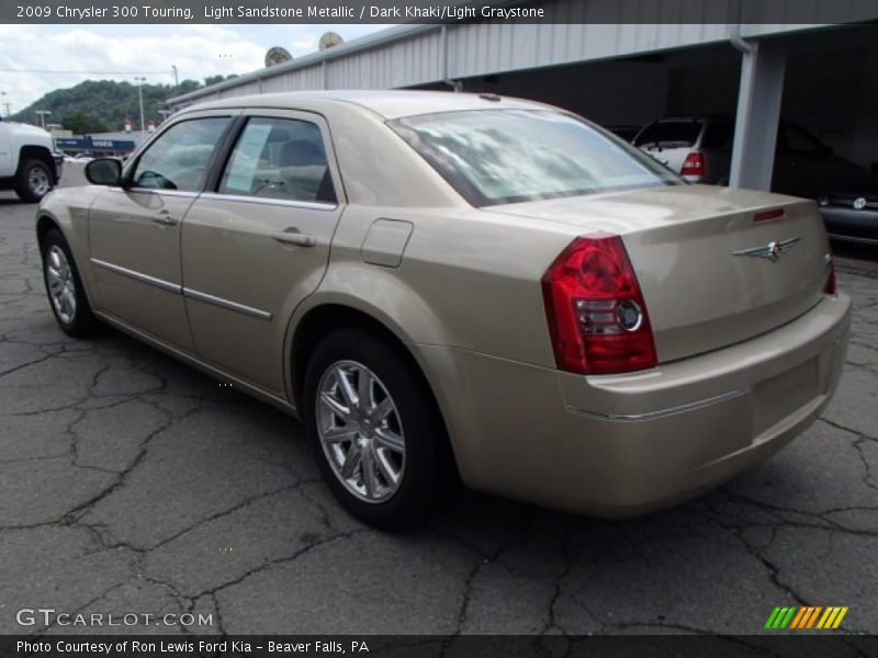 Light Sandstone Metallic / Dark Khaki/Light Graystone 2009 Chrysler 300 Touring