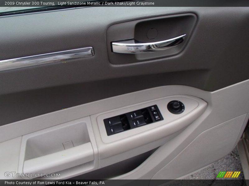 Light Sandstone Metallic / Dark Khaki/Light Graystone 2009 Chrysler 300 Touring