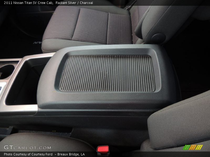 Radiant Silver / Charcoal 2011 Nissan Titan SV Crew Cab