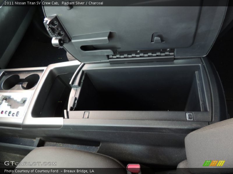 Radiant Silver / Charcoal 2011 Nissan Titan SV Crew Cab