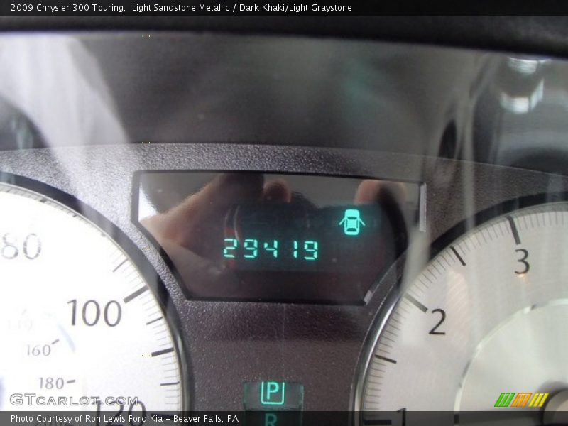 Light Sandstone Metallic / Dark Khaki/Light Graystone 2009 Chrysler 300 Touring