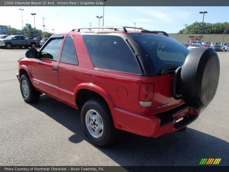 Victory Red / Graphite Gray 2000 Chevrolet Blazer LS 4x4