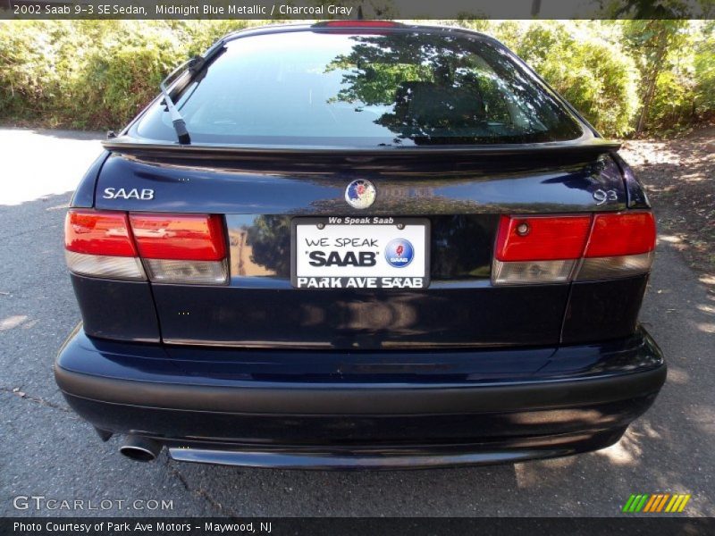 Midnight Blue Metallic / Charcoal Gray 2002 Saab 9-3 SE Sedan