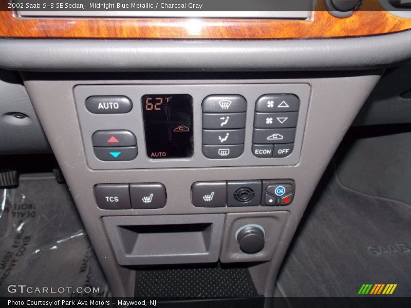Midnight Blue Metallic / Charcoal Gray 2002 Saab 9-3 SE Sedan