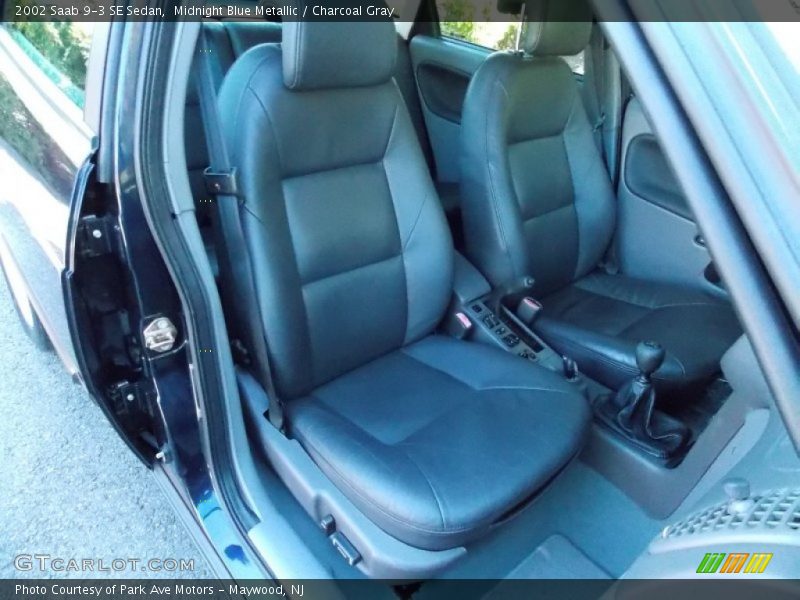 Midnight Blue Metallic / Charcoal Gray 2002 Saab 9-3 SE Sedan