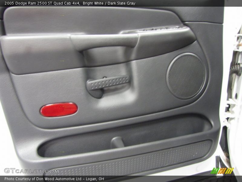 Bright White / Dark Slate Gray 2005 Dodge Ram 2500 ST Quad Cab 4x4