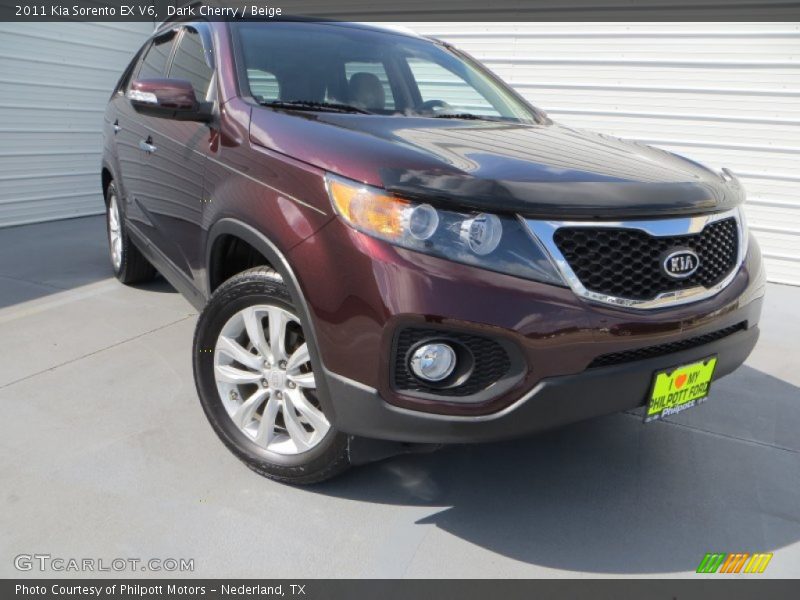 Dark Cherry / Beige 2011 Kia Sorento EX V6