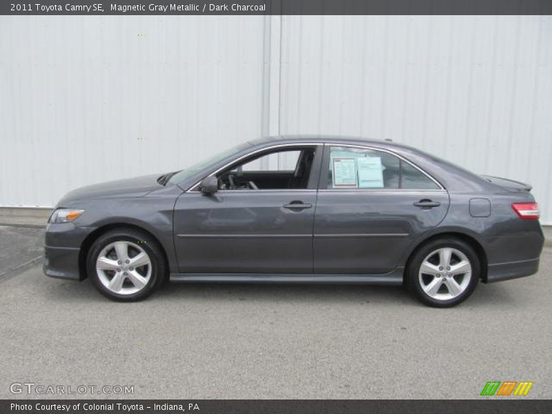 Magnetic Gray Metallic / Dark Charcoal 2011 Toyota Camry SE