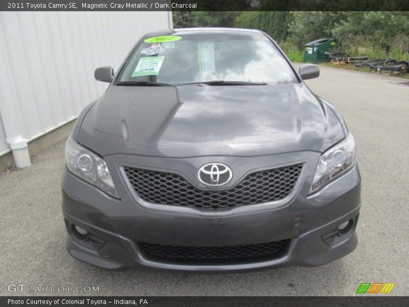 Magnetic Gray Metallic / Dark Charcoal 2011 Toyota Camry SE