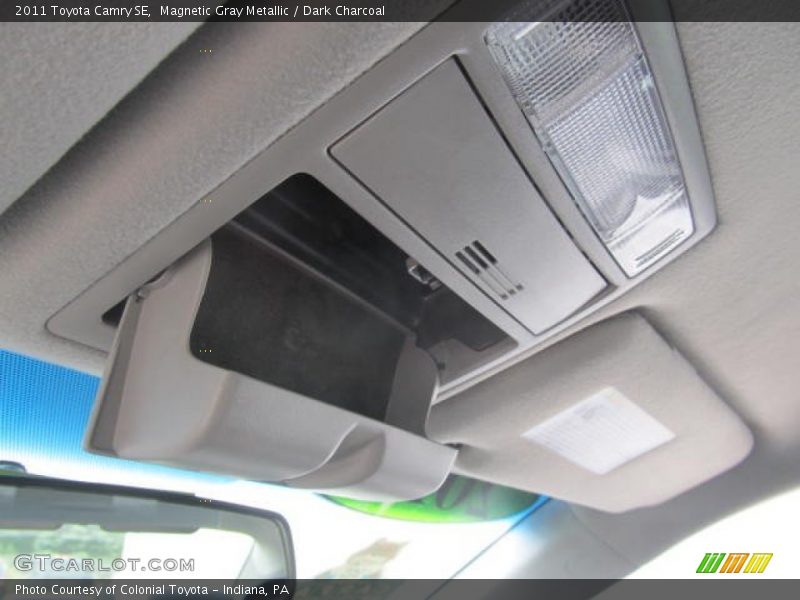Magnetic Gray Metallic / Dark Charcoal 2011 Toyota Camry SE