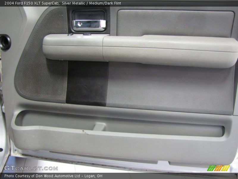 Silver Metallic / Medium/Dark Flint 2004 Ford F150 XLT SuperCab