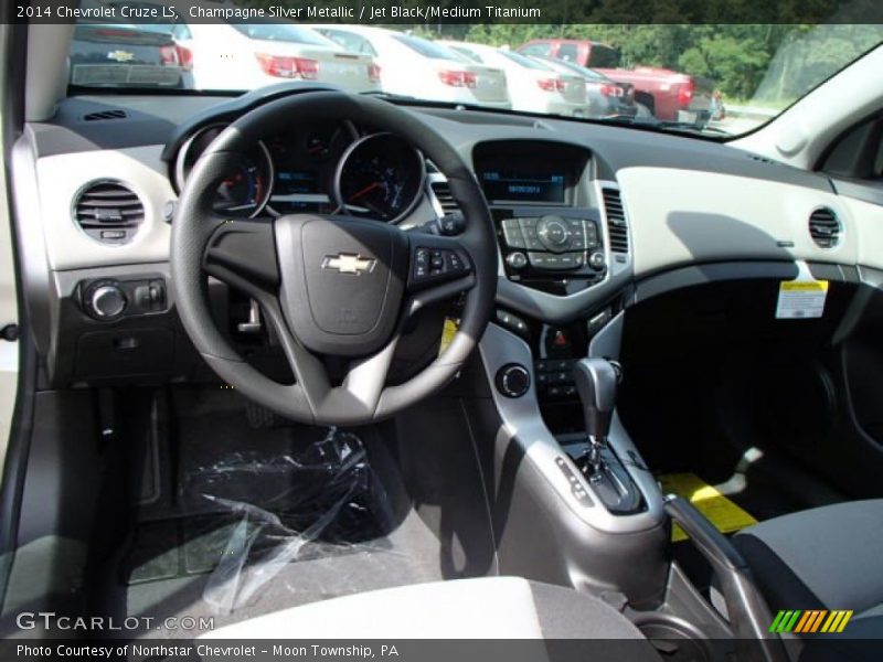 Champagne Silver Metallic / Jet Black/Medium Titanium 2014 Chevrolet Cruze LS