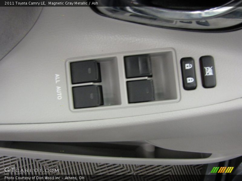 Magnetic Gray Metallic / Ash 2011 Toyota Camry LE
