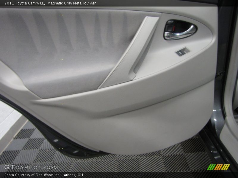 Magnetic Gray Metallic / Ash 2011 Toyota Camry LE