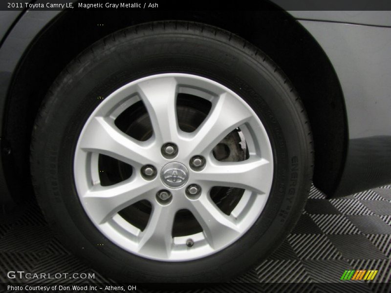 Magnetic Gray Metallic / Ash 2011 Toyota Camry LE