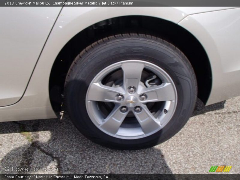 Champagne Silver Metallic / Jet Black/Titanium 2013 Chevrolet Malibu LS
