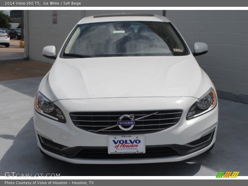 Ice White / Soft Beige 2014 Volvo S60 T5
