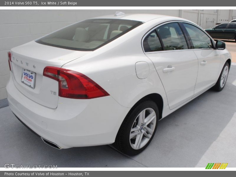 Ice White / Soft Beige 2014 Volvo S60 T5