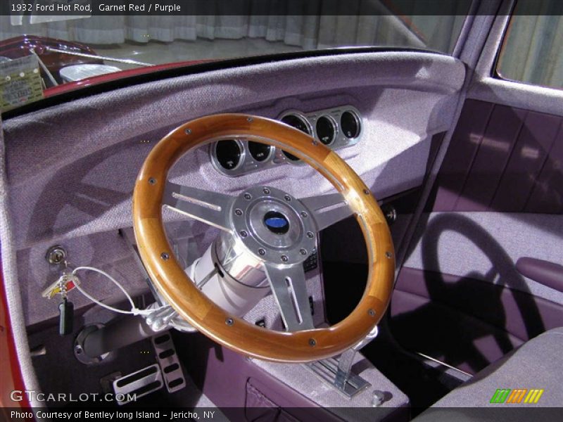Garnet Red / Purple 1932 Ford Hot Rod