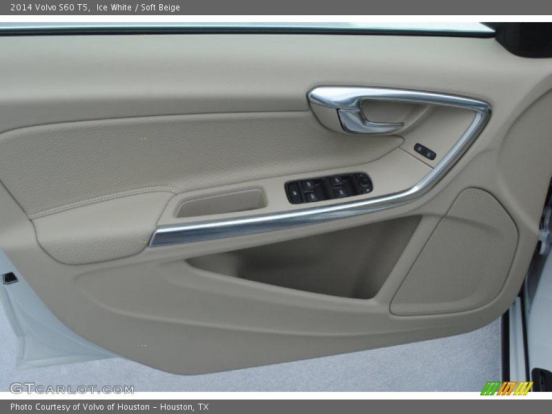 Ice White / Soft Beige 2014 Volvo S60 T5