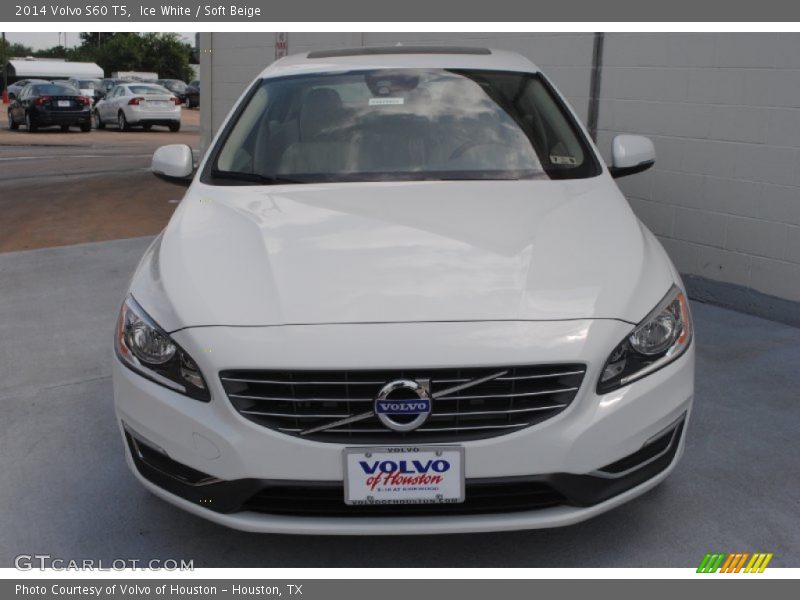 Ice White / Soft Beige 2014 Volvo S60 T5