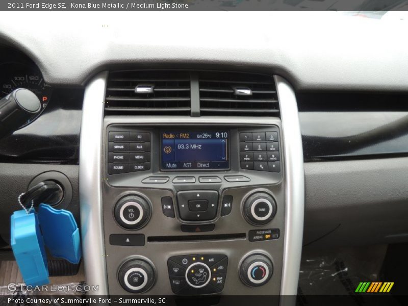 Kona Blue Metallic / Medium Light Stone 2011 Ford Edge SE